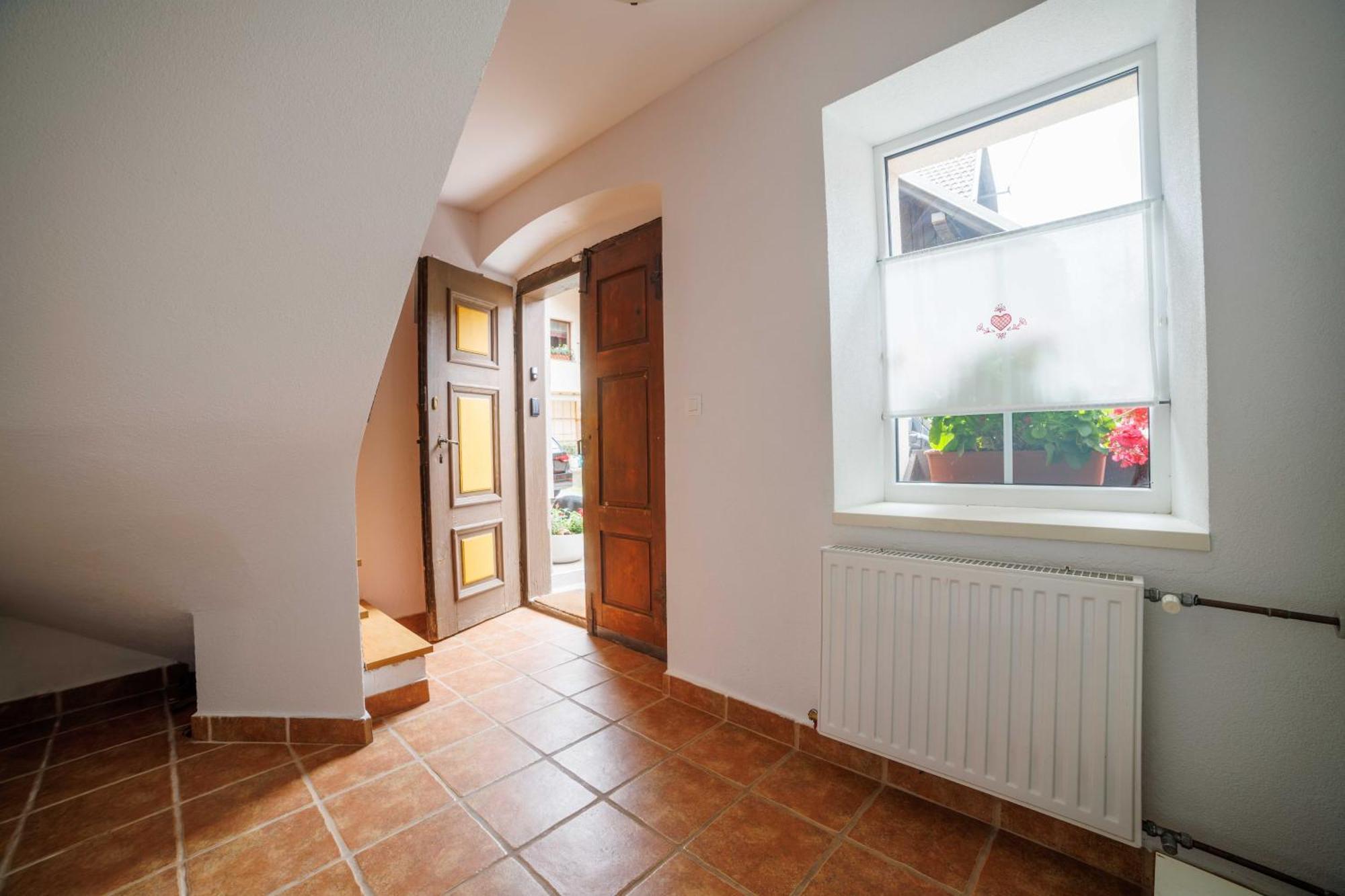 Hisa Na Dovjem Villa *